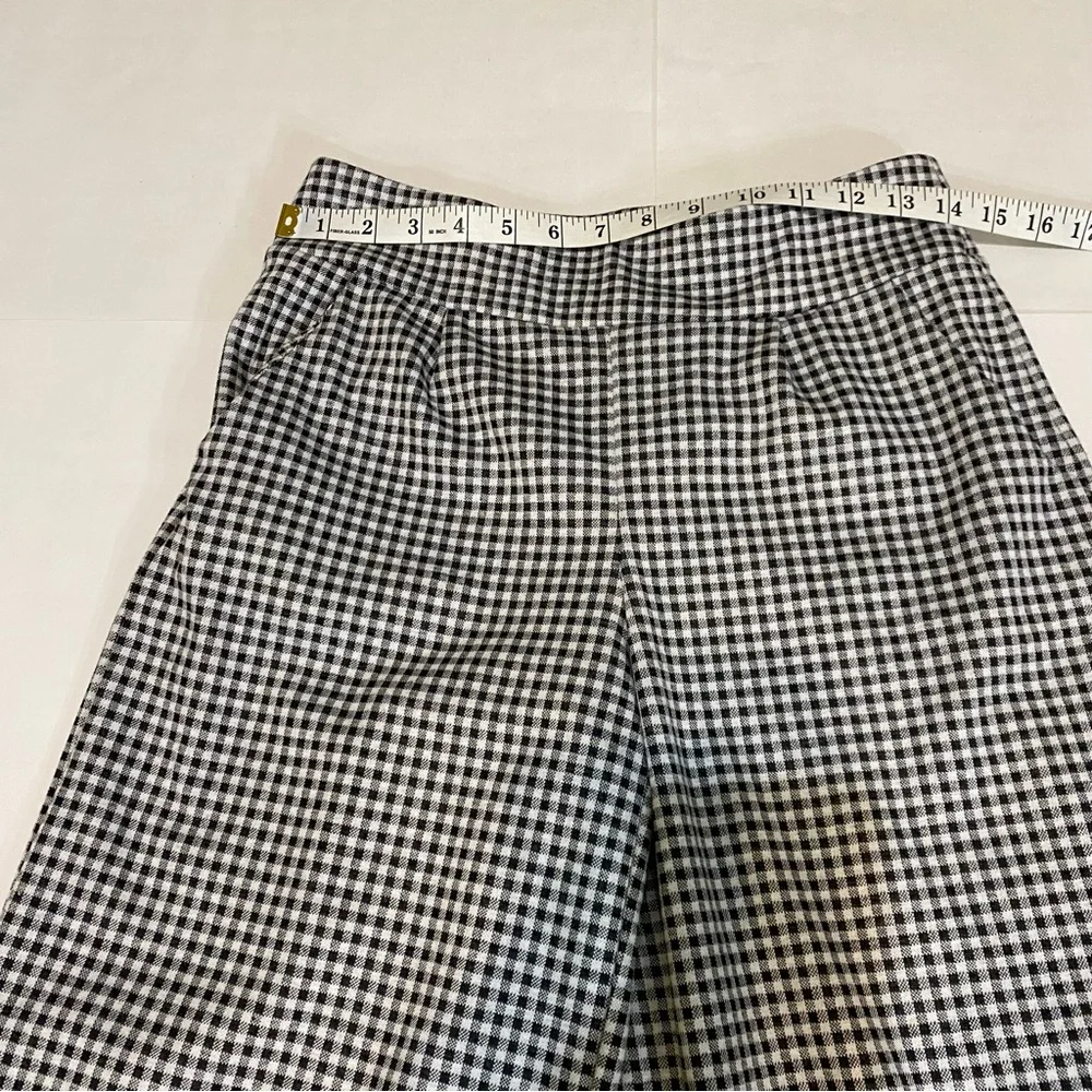 47. C Est. 1946 Black and White Checkered Women's Capris - Picture 4 of 10